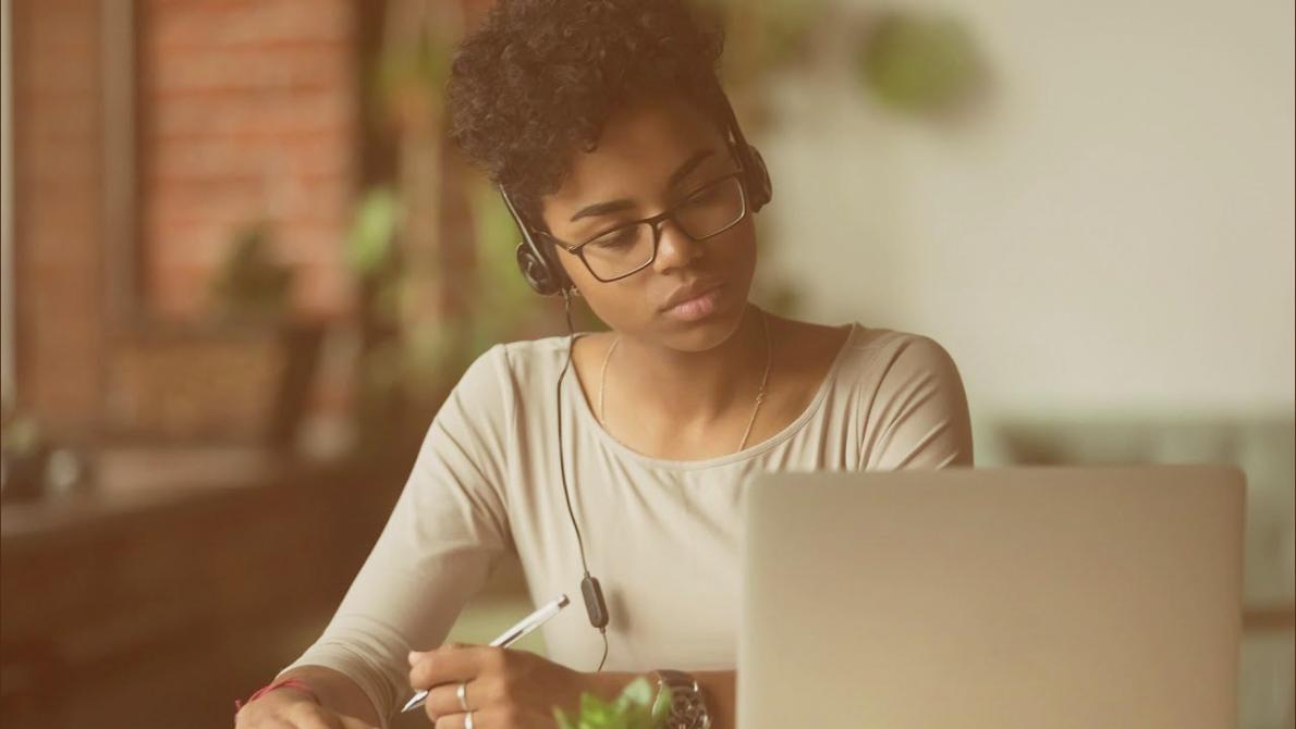 Interaktivní cvičení pro sledování finančních cílů